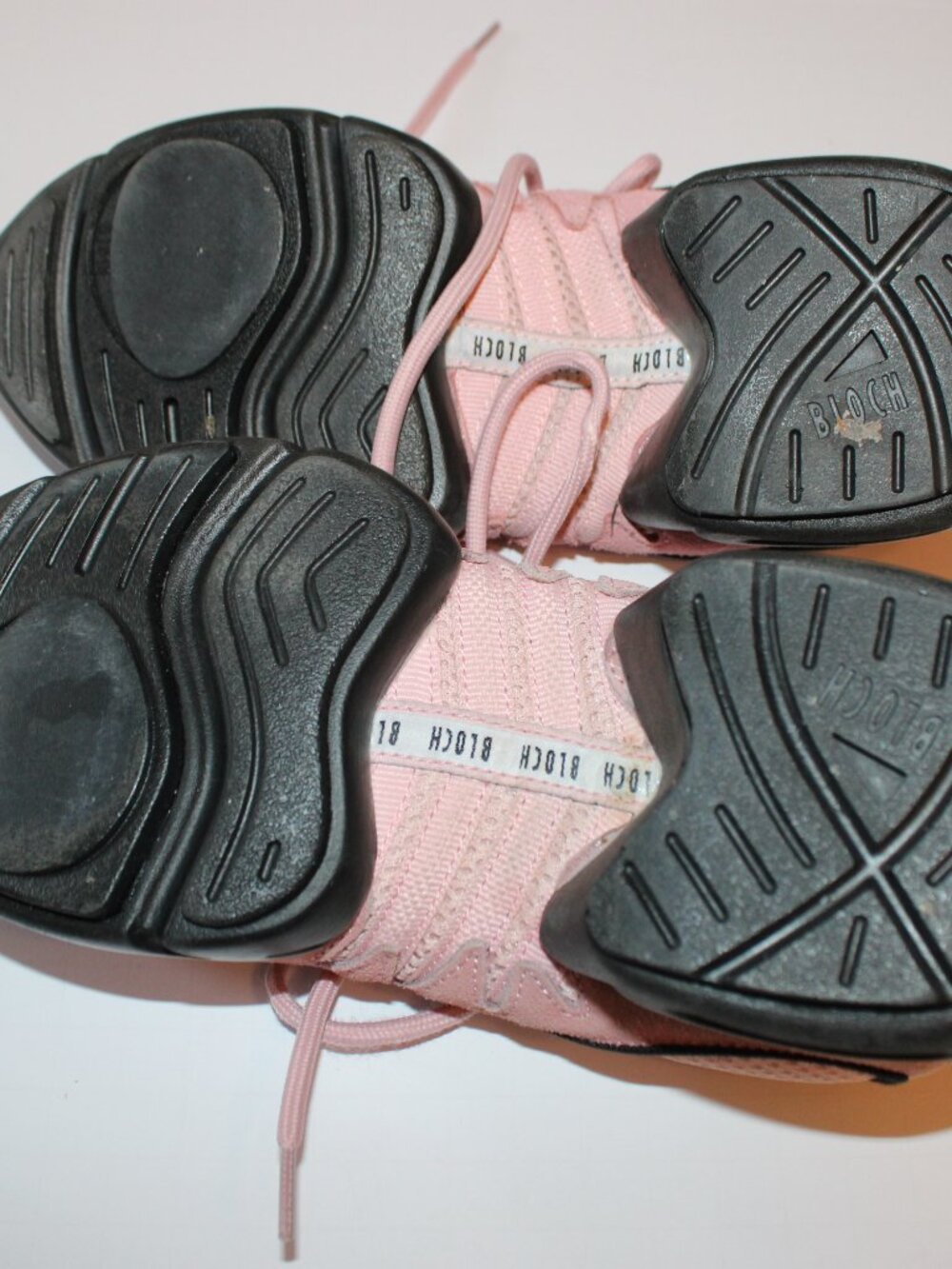 Bloch Dance Shoes Womens Size 7.5 Mesh Split Sole Jazz S0538L Comfort Sneakers - Picture 8 of 8